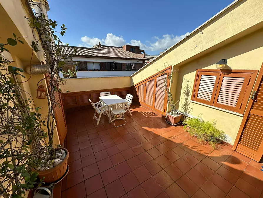 Immagine 4 di Appartamento in affitto  in Via Montaione a Roma