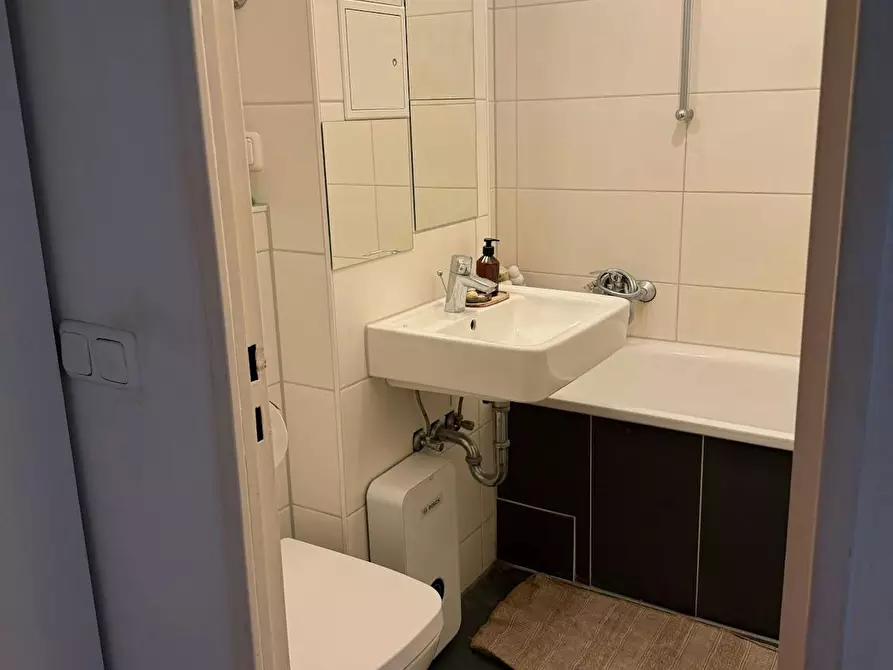 Immagine 5 di Appartamento in affitto  in Jahnstraße a Berlin