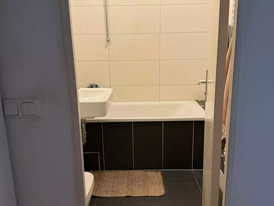 Immagine 4 di Appartamento in affitto  in Jahnstraße a Berlin