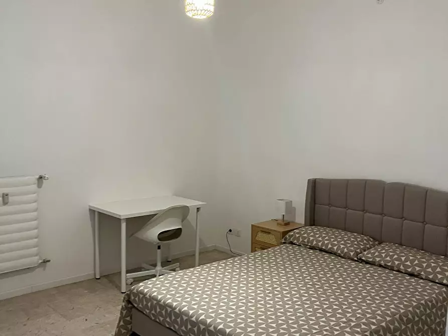 Immagine 2 di Camera in affitto  in Via Imperia a Roma