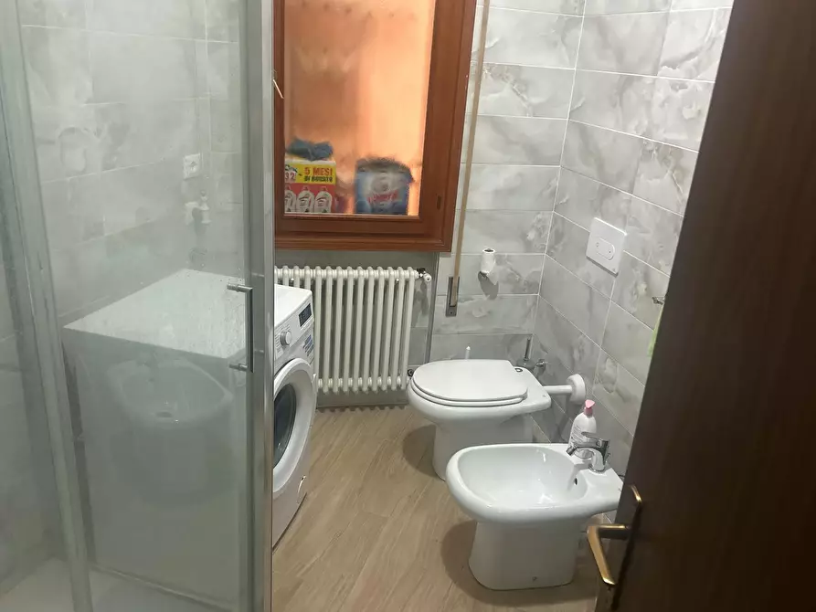 Immagine 2 di Camera in affitto  in Via Manzoni a Montegrotto Terme