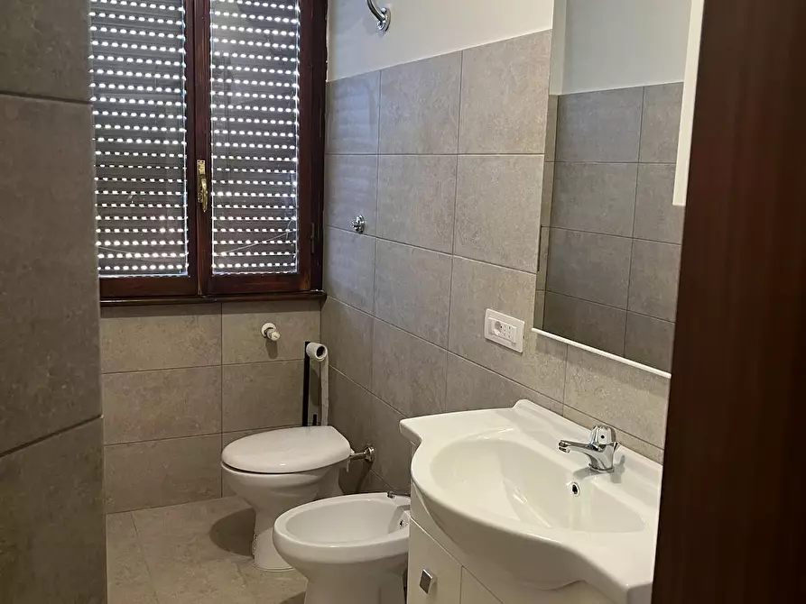 Immagine 5 di Camera in affitto  in Via Imperia a Roma