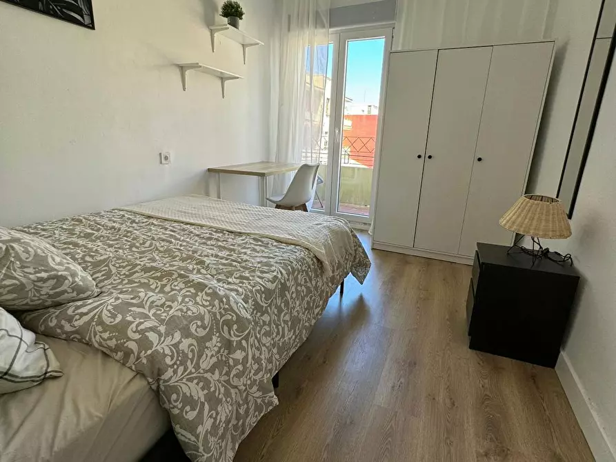 Immagine 1 di Camera in affitto  in Avinguda Dos de Maig a Aldaia