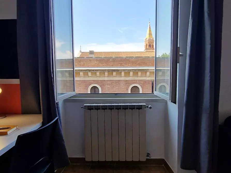 Immagine 10 di Camera in affitto  in Via Aleardo Aleardi a Roma