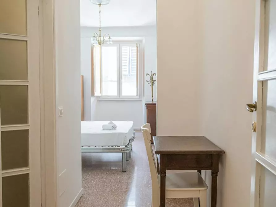 Immagine 10 di Appartamento in affitto  in Borgo degli Albizi a Firenze