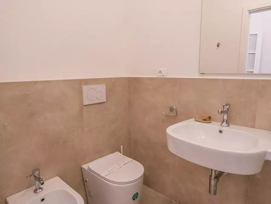 Immagine 5 di Appartamento in affitto  in Borgo degli Albizi a Firenze