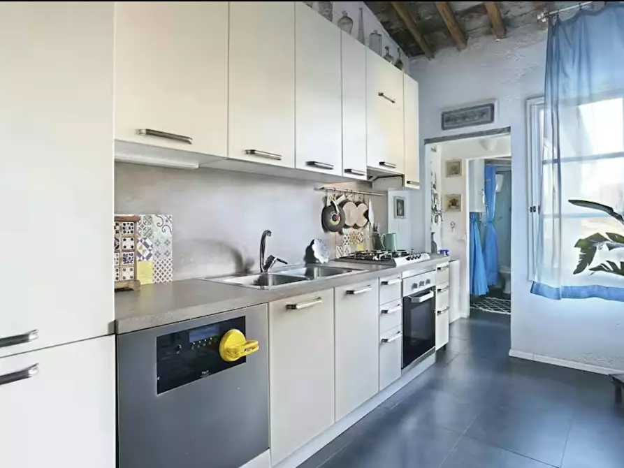 Immagine 1 di Appartamento in affitto  in Via di Camaldoli a Firenze