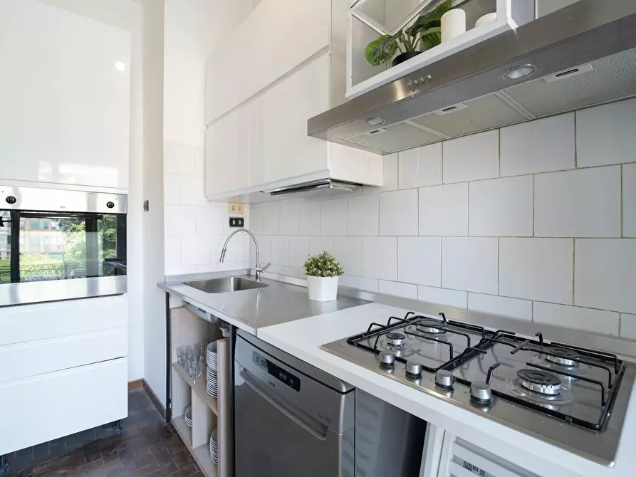 Immagine 5 di Camera in affitto  in Viale Francesco Restelli a Milano