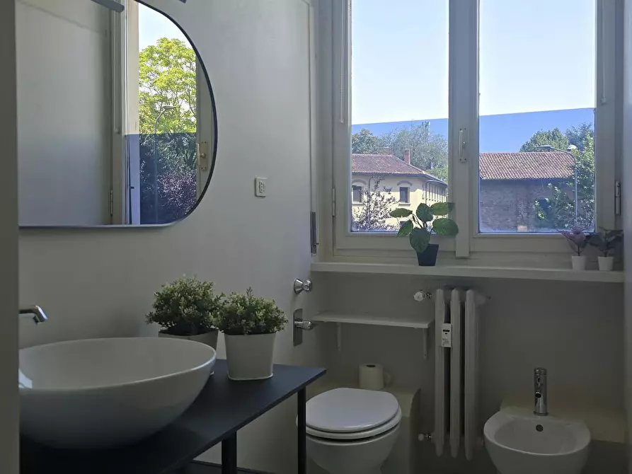 Immagine 10 di Camera in affitto  in Viale Francesco Restelli a Milano