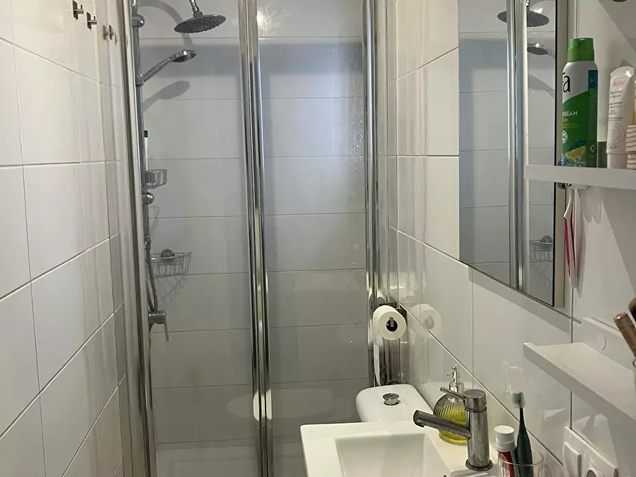 Immagine 6 di Appartamento in affitto  in Carrer de Wagner a Santa Coloma De Gramenet