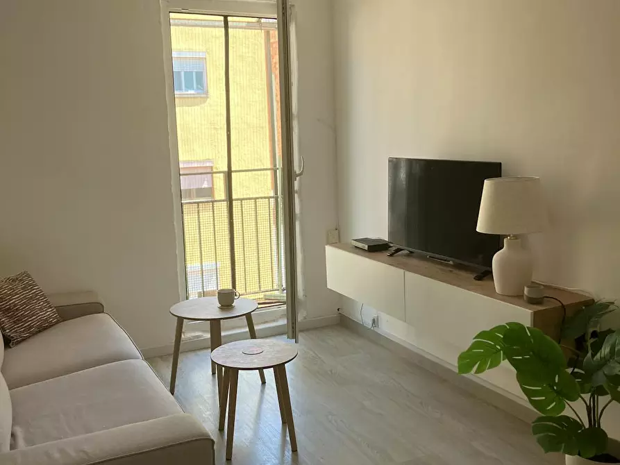 Immagine 7 di Appartamento in affitto  in Carrer de Wagner a Santa Coloma De Gramenet