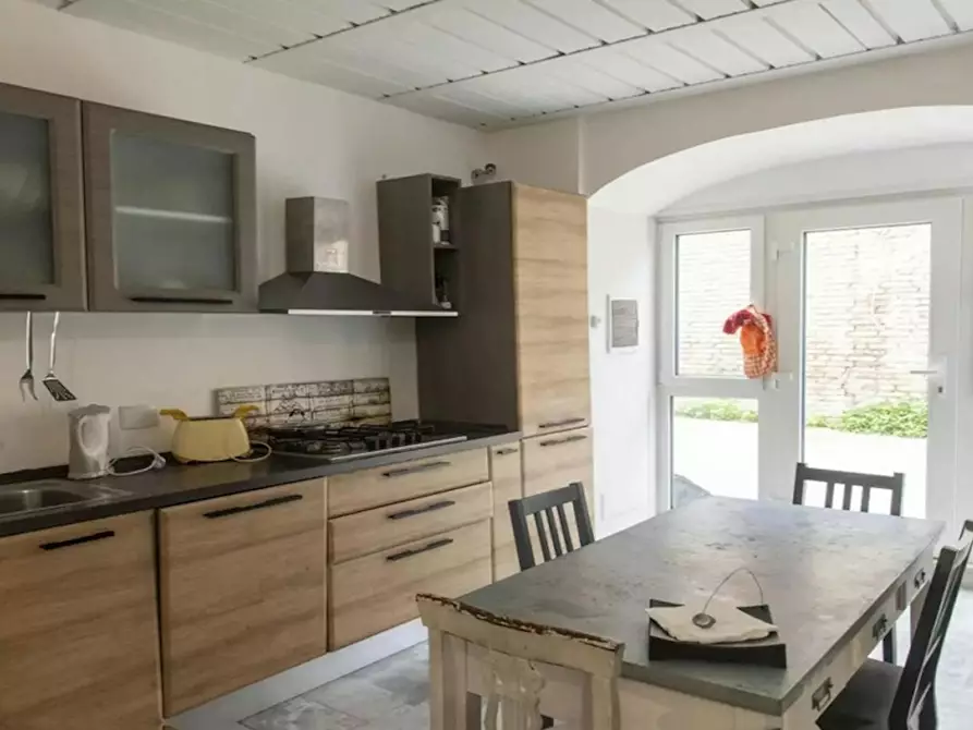 Immagine 3 di Appartamento in affitto  in Via della Marrana a Roma