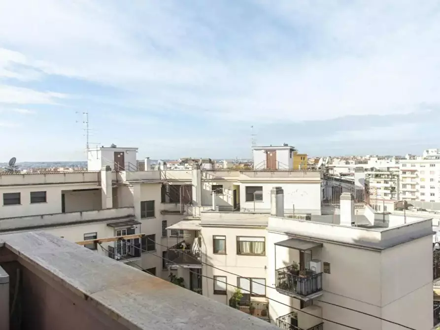 Immagine 10 di Appartamento in affitto  in Via Cesare Baronio a Roma
