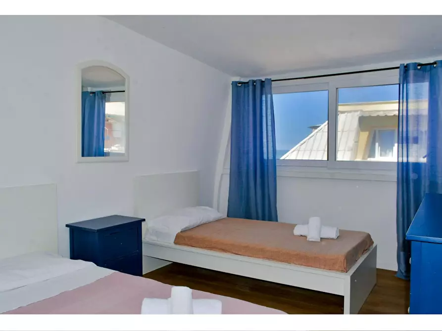 Immagine 9 di Appartamento in affitto  in Lungomare Duca degli Abruzzi a Roma