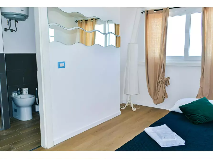 Immagine 8 di Appartamento in affitto  in Lungomare Duca degli Abruzzi a Roma