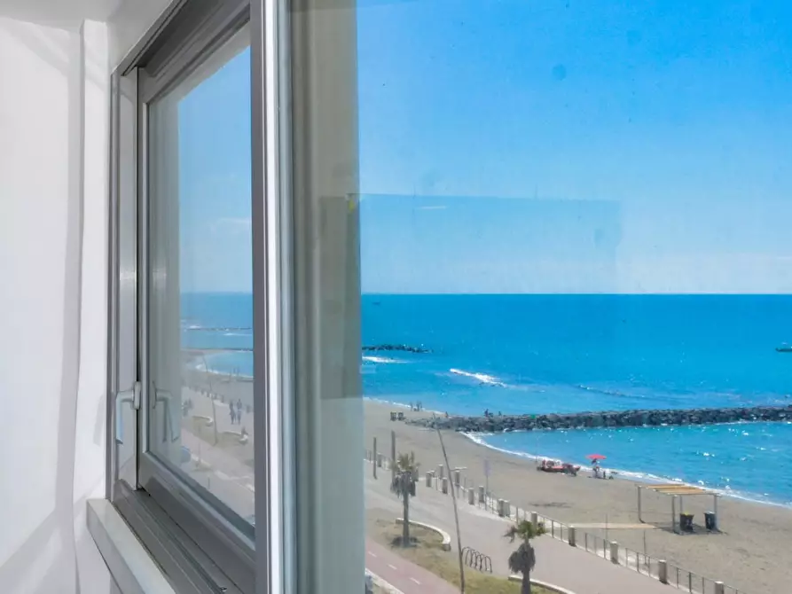 Immagine 10 di Appartamento in affitto  in Lungomare Duca degli Abruzzi a Roma