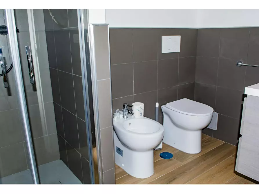 Immagine 6 di Appartamento in affitto  in Lungomare Duca degli Abruzzi a Roma