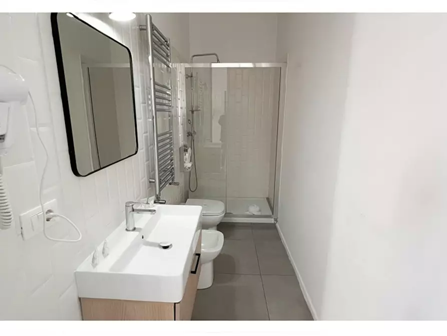 Immagine 7 di Appartamento in affitto  in Lungomare Paolo Toscanelli a Roma