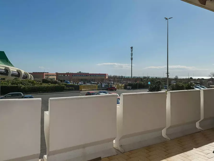 Immagine 7 di Appartamento in affitto  in Via Giuseppe Renato Bellot a Roma