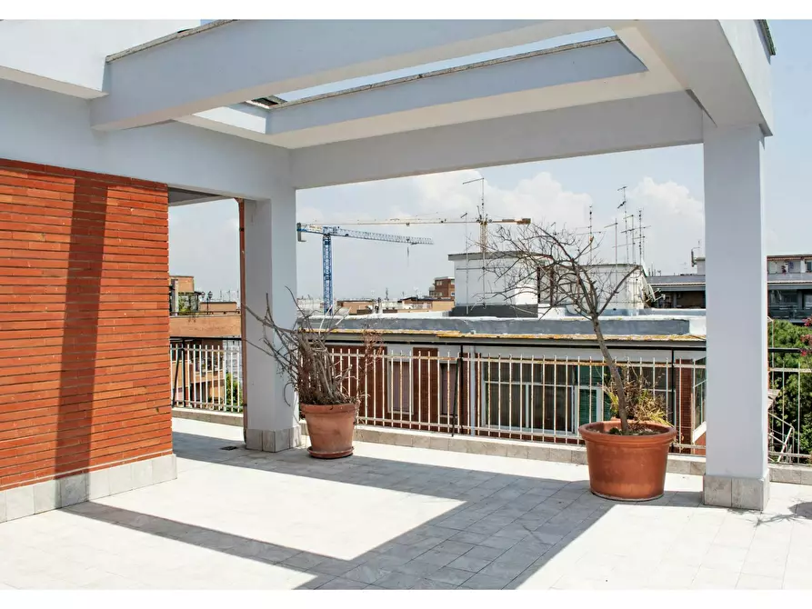 Immagine 7 di Appartamento in affitto  in Via Ludovico de Filippi a Roma