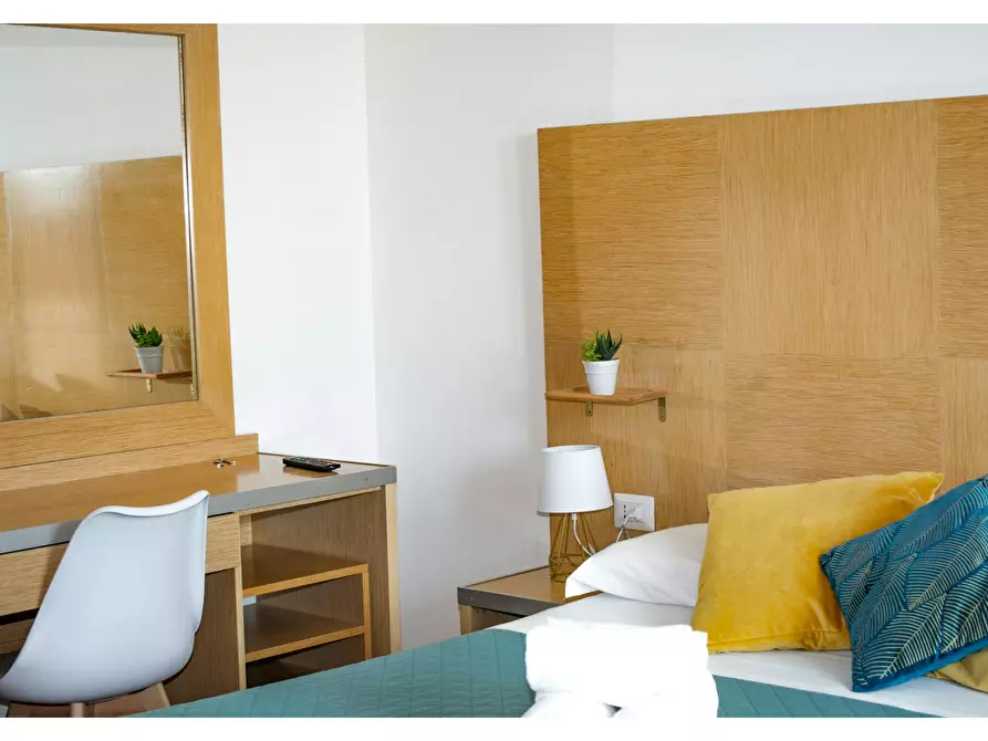 Immagine 5 di Appartamento in affitto  in Via Ludovico de Filippi a Roma