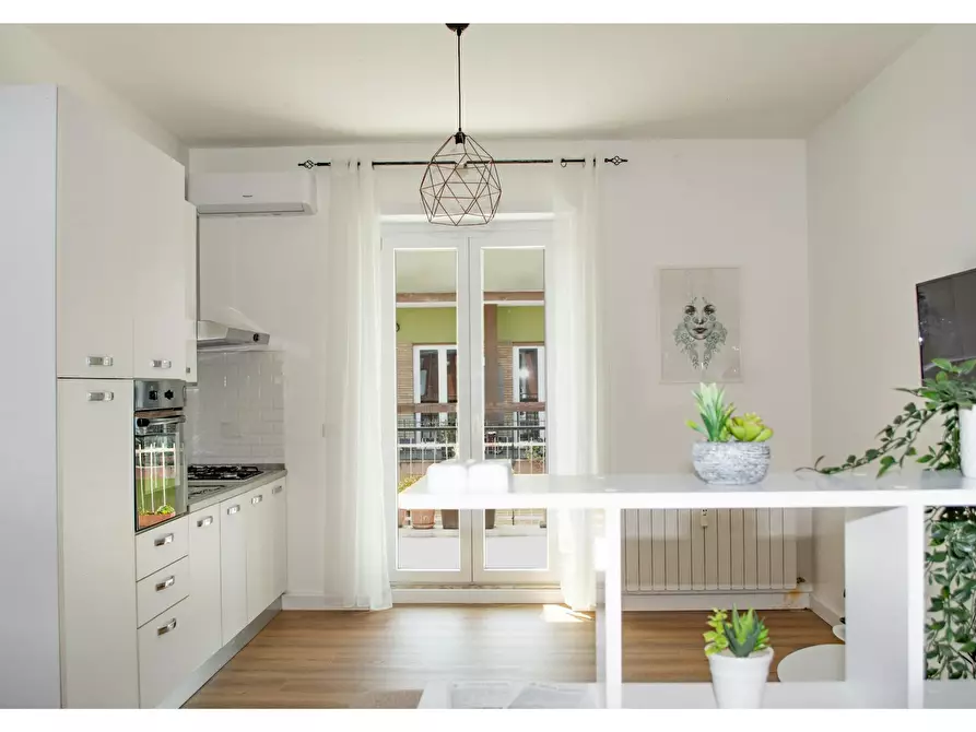 Immagine 1 di Appartamento in affitto  in Via Ludovico de Filippi a Roma