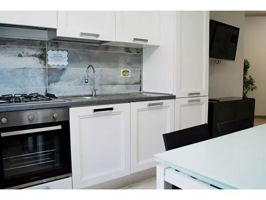 Immagine 3 di Appartamento in affitto  in Piazza delle Fiamme Gialle a Roma