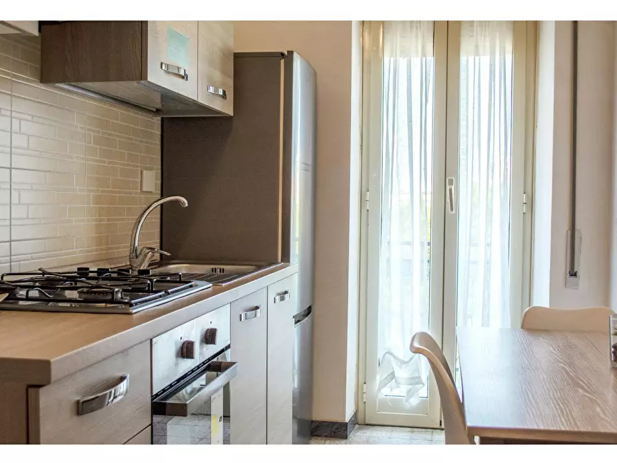 Immagine 7 di Appartamento in affitto  in Via Ermanno Carlotto a Roma