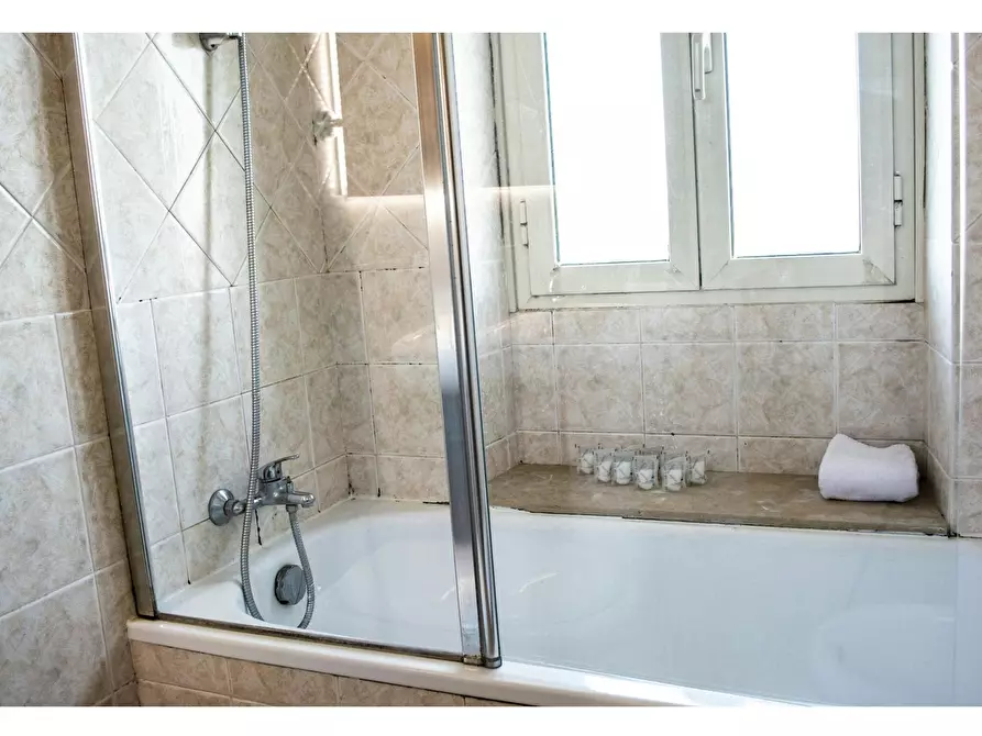 Immagine 10 di Appartamento in affitto  in Via Ermanno Carlotto a Roma