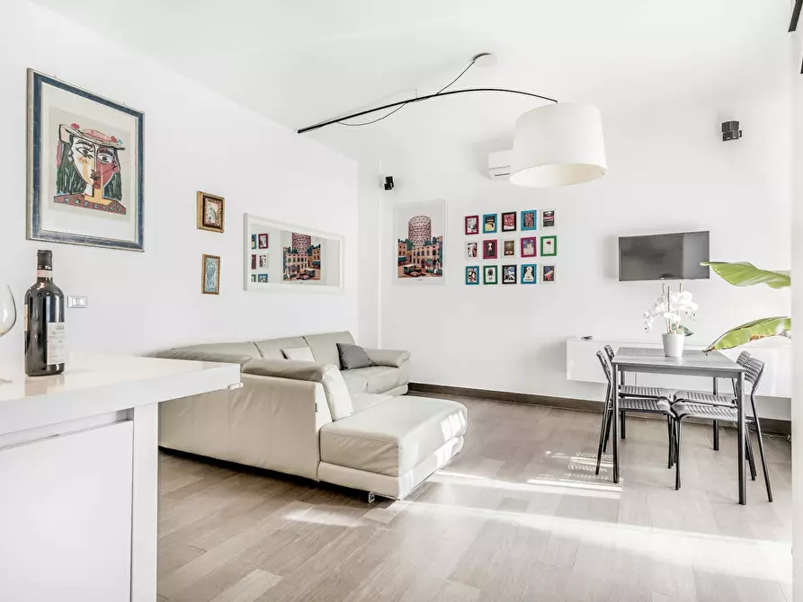 Immagine 6 di Appartamento in affitto  in Via Pietro Ferrigni a Roma