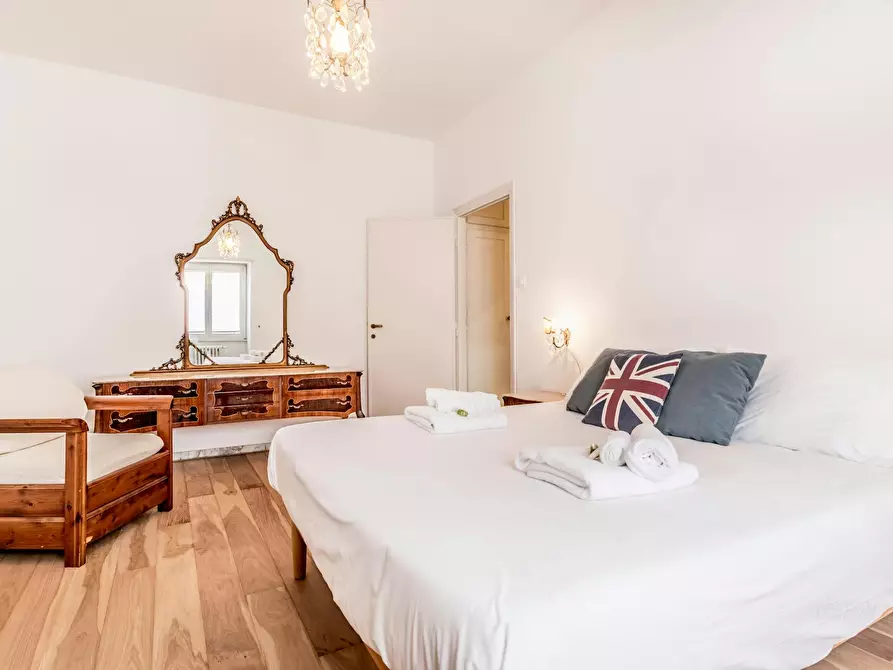 Immagine 3 di Appartamento in affitto  in Via Santa Bernadette a Roma