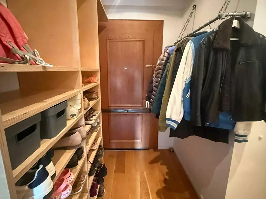 Immagine 5 di Appartamento in affitto  in Quirinstraße a Düsseldorf