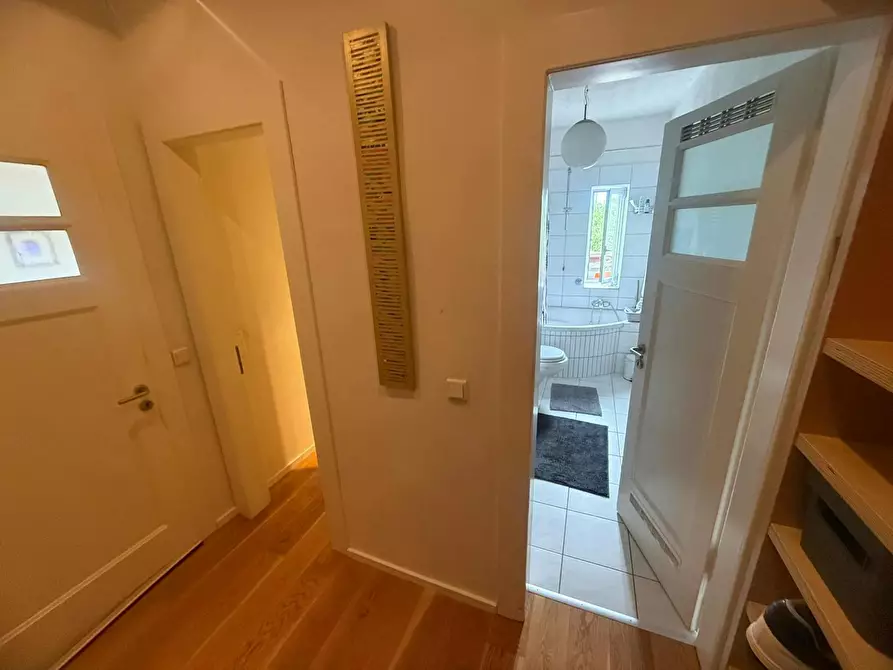 Immagine 6 di Appartamento in affitto  in Quirinstraße a Düsseldorf