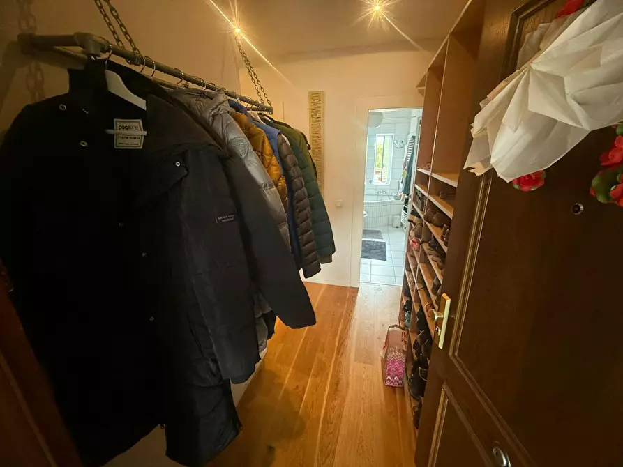 Immagine 3 di Appartamento in affitto  in Quirinstraße a Düsseldorf