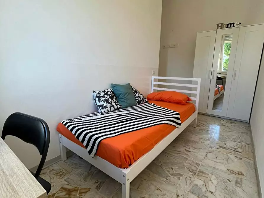 Immagine 1 di Camera in affitto  in Via Grazia Deledda a Cagliari