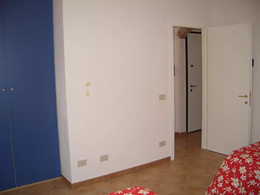 Immagine 7 di Camera in affitto  in Via Camollia a Siena