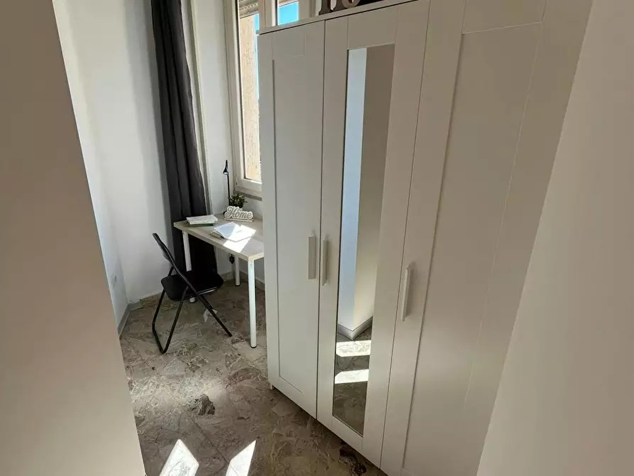 Immagine 2 di Camera in affitto  in Via Grazia Deledda a Cagliari