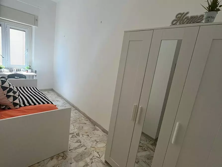 Immagine 2 di Camera in affitto  in Via Grazia Deledda a Cagliari