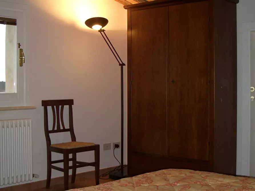 Immagine 7 di Camera in affitto  in Via Camollia a Siena
