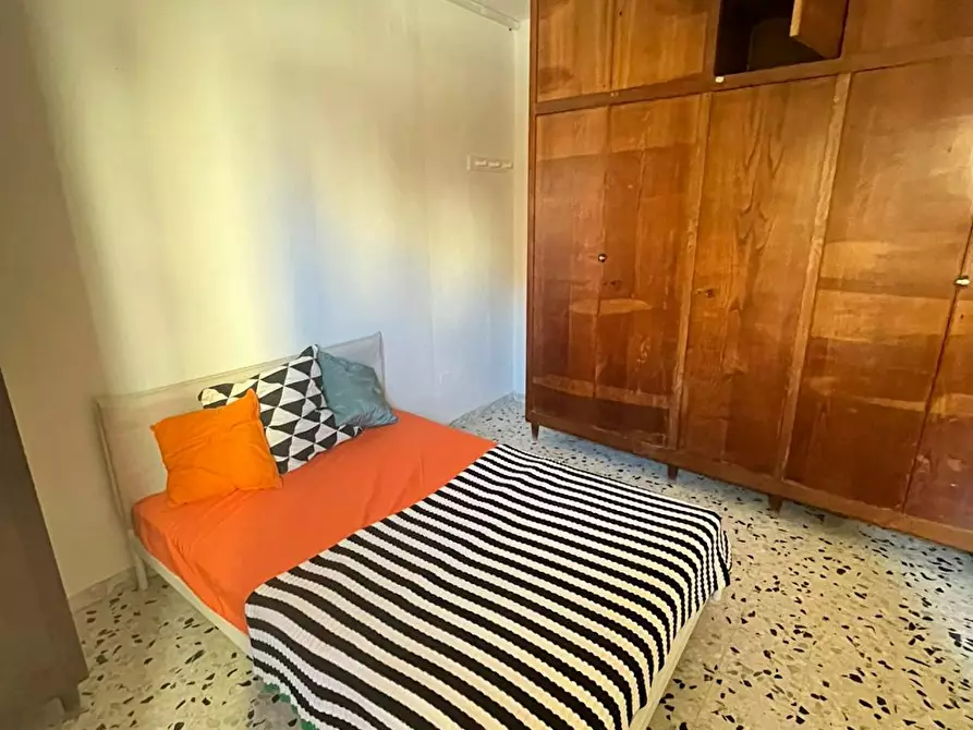 Immagine 2 di Camera in affitto  in Via Grazia Deledda a Cagliari