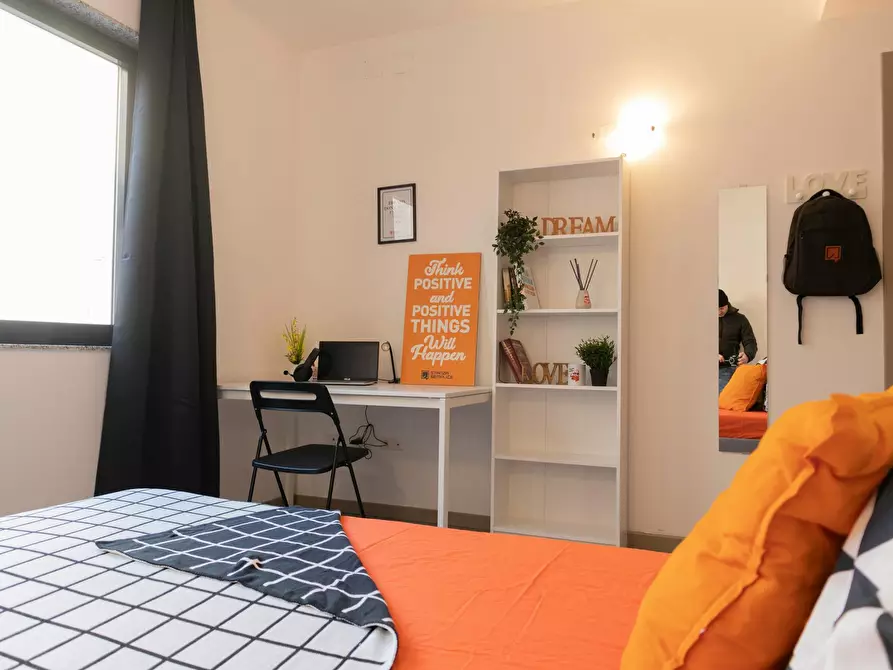 Immagine 2 di Camera in affitto  in Via Grazia Deledda a Cagliari