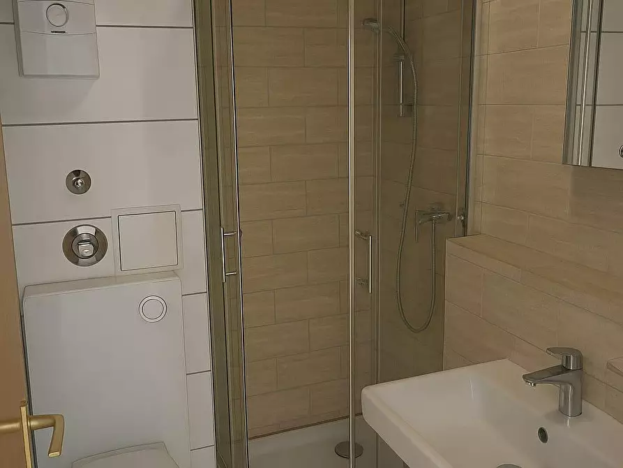 Immagine 8 di Appartamento in affitto  in Gerresheimer Straße a Düsseldorf