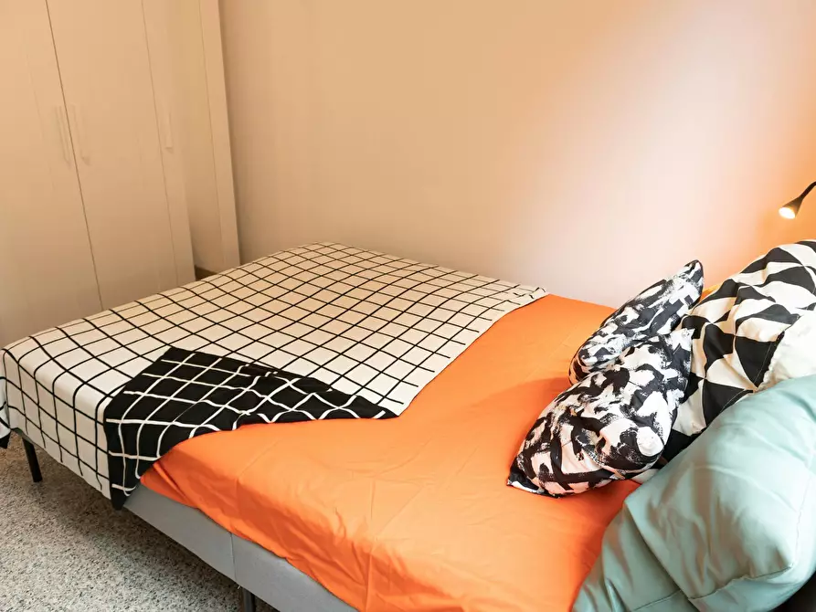 Immagine 1 di Camera in affitto  in Via Grazia Deledda a Cagliari