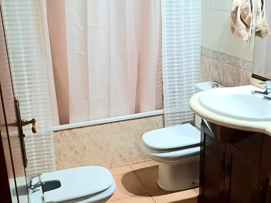 Immagine 4 di Camera in affitto  in Calle Adriático a San Isidro (El Rosario)