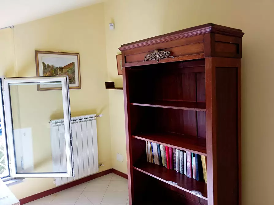 Immagine 7 di Camera in affitto  in Via Cassia a Roma