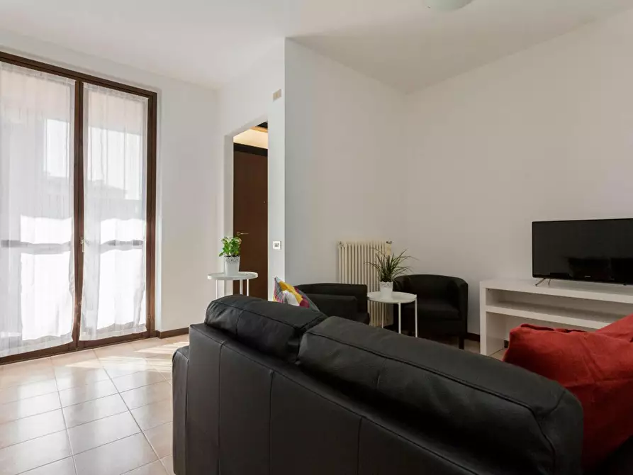 Immagine 5 di Camera in affitto  in Via Comune Antico a Milano