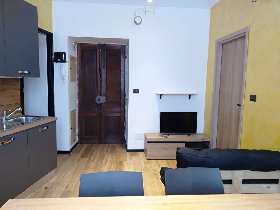 Immagine 10 di Camera condivisa in affitto  in Via Sesia a Torino