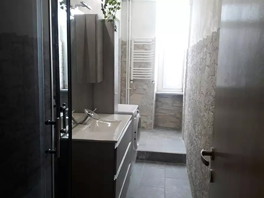 Immagine 10 di Camera condivisa in affitto  in Via Monte Rosa a Torino