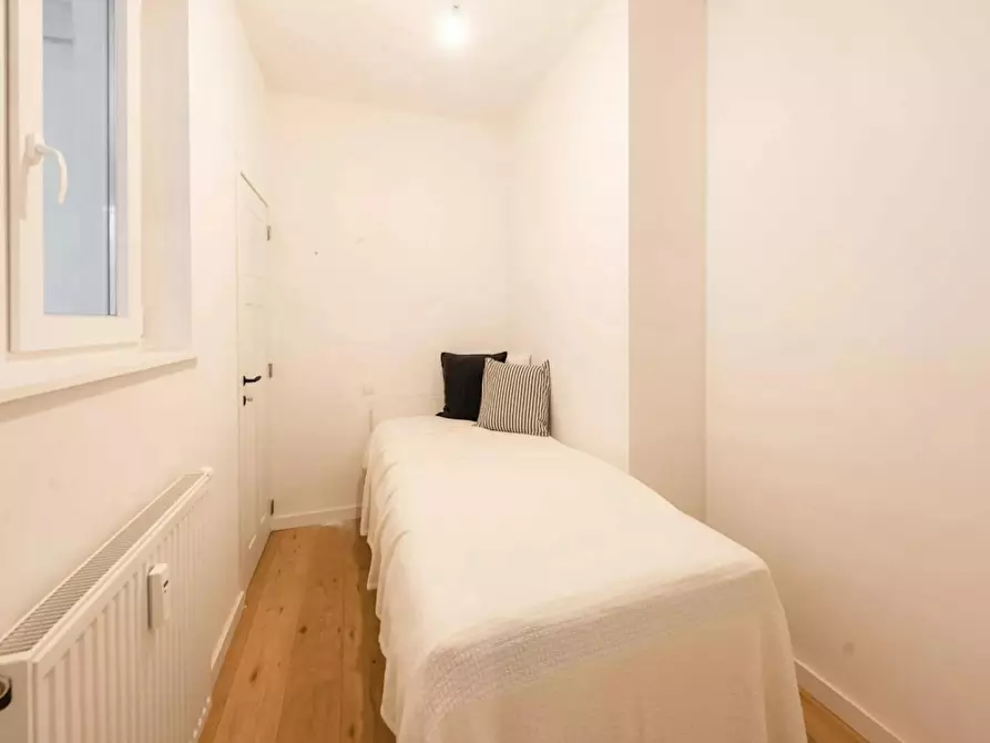 Immagine 4 di Appartamento in affitto  in Camille Huysmanslaan a Antwerpen