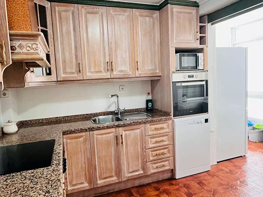 Immagine 7 di Camera in affitto  in Carrer Pintor Aparicio a Alicante/Alacant